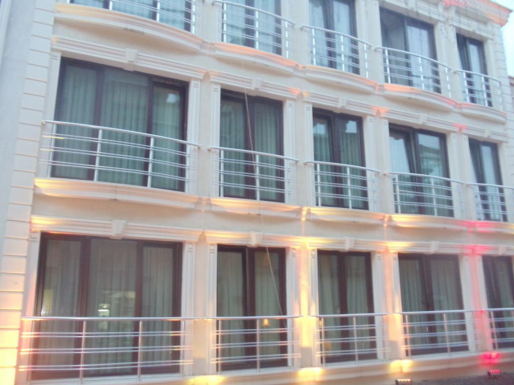 Ares Hotel Istanbul Exterior photo