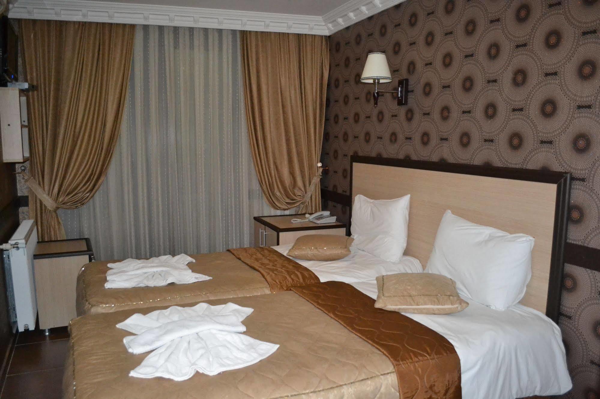 Ares Hotel Istanbul Exterior photo