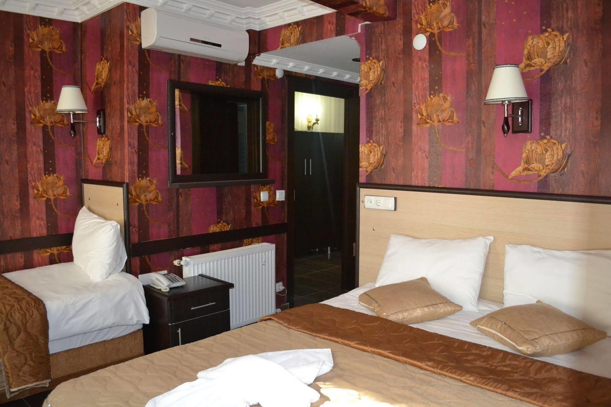 Ares Hotel Istanbul Exterior photo